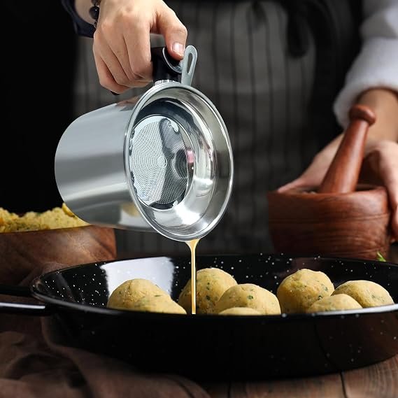Stainless Steel Oil Storage Can with Strainer and Coasters Tray