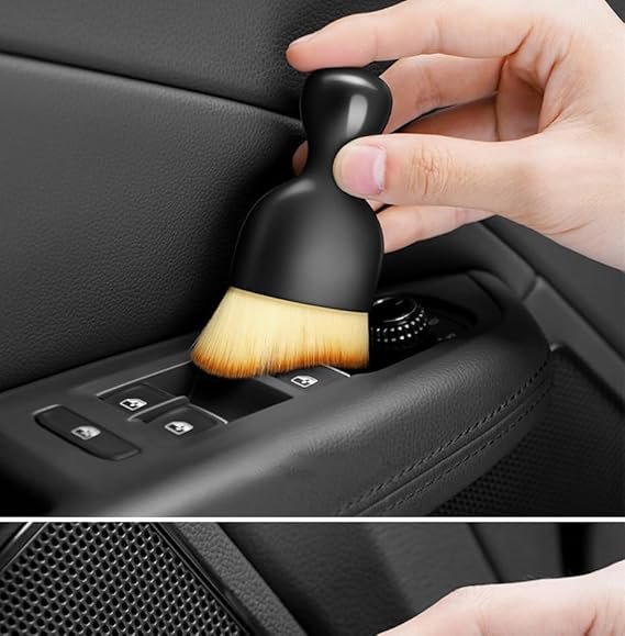 Interior Cleaning Brush, Soft Bristles, Dust Removal Tool for Dashboard, Console, Vents, with Protective Cover, Car Cleaning
